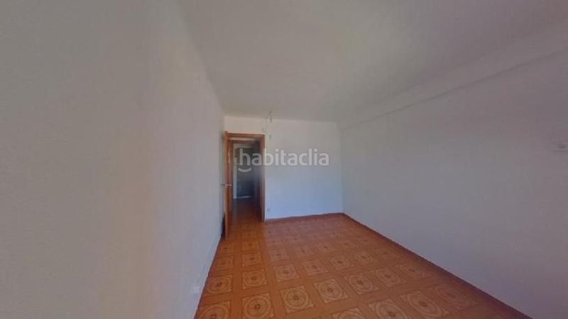 Foto a209102b-f3bf-43ab-bde5-a05d849920d8. Pis a La Salut Badalona