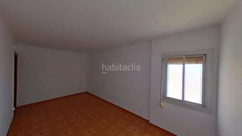 Foto ee81abb6-be4e-4b22-acb1-38c655c3388d. Pis a La Salut Badalona