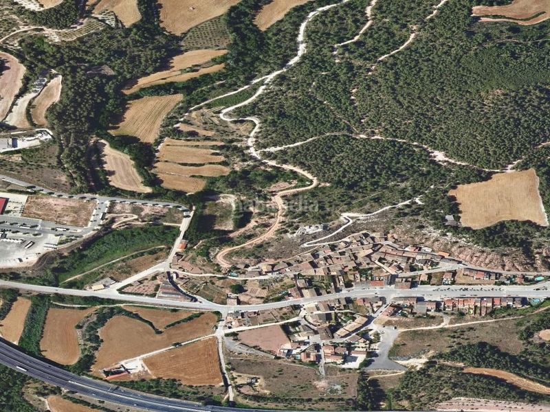 Foto ec3f6f29-5eaf-4fd3-9200-70f314f8287c. Casa adossada a Jorba