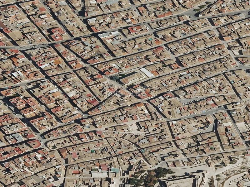 Foto 6aef8f0e-7395-4d9f-97fa-4de365a9d903. Pis a Las Cruces Villena