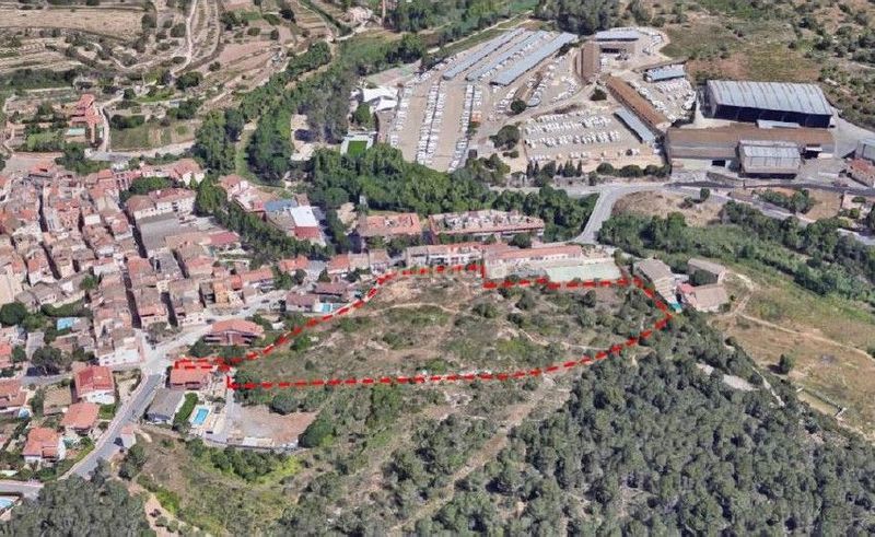 Foto 91fb2dff-4f8c-4616-b4b3-0d4a7a1ea16d. Terreny residencial a Catllar (El)