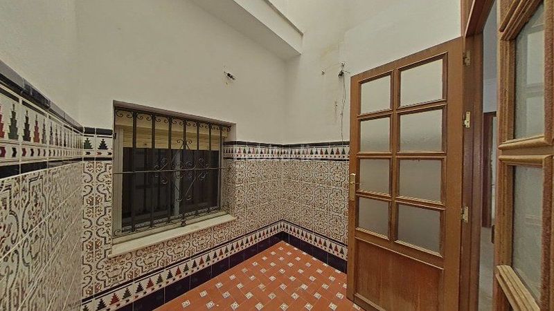 Foto 5f254d1f-f5b4-4231-92b4-8445ce8f1e1d. Etagenwohnung in Palmete Sevilla