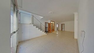 Pis  Calle sinceridad. Casa en venta en calle sinceridad