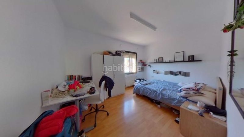 Foto cb9b499b-9ba2-4fa9-a2c2-86ac21329927. Pis a Trinitat Nova Barcelona