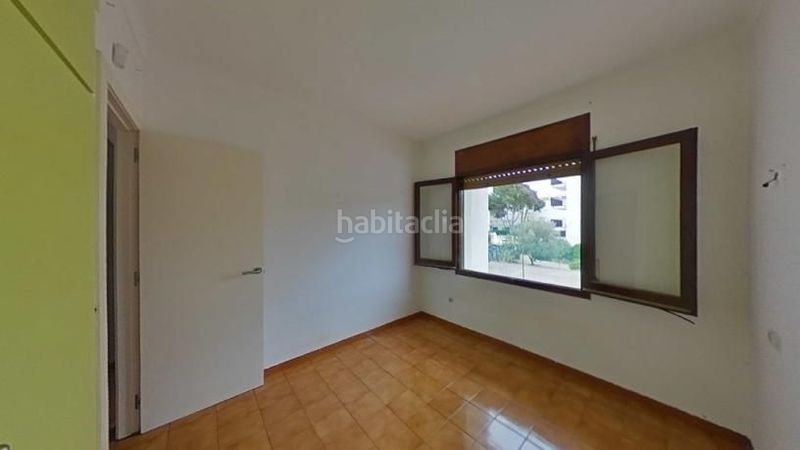 Foto 4b8f261e-2973-4194-aee4-c093ee75f546. Pis a Eixample Residencial Escala (L´)