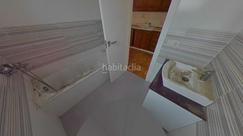 Foto 67ac53a9-8edd-47fb-bbd3-d0218c17bb45. Pis a Eixample Residencial Escala (L´)
