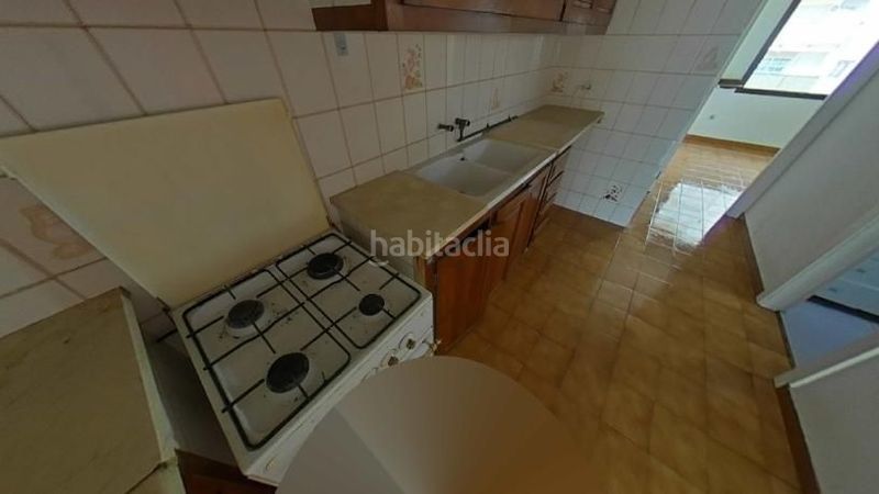 Foto f30fca12-1ccb-475b-b147-6ea2b2f57c07. Pis a Eixample Residencial Escala (L´)