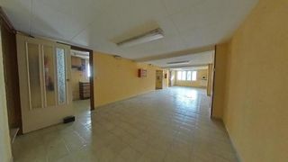 Office space  Calle major. Edificio de oficinas en venta en calle major