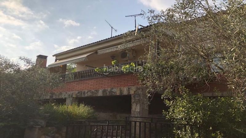 Foto f4d96f99-51e2-463b-97f1-c382a2359b5d. Casa adossada a Fonollosa