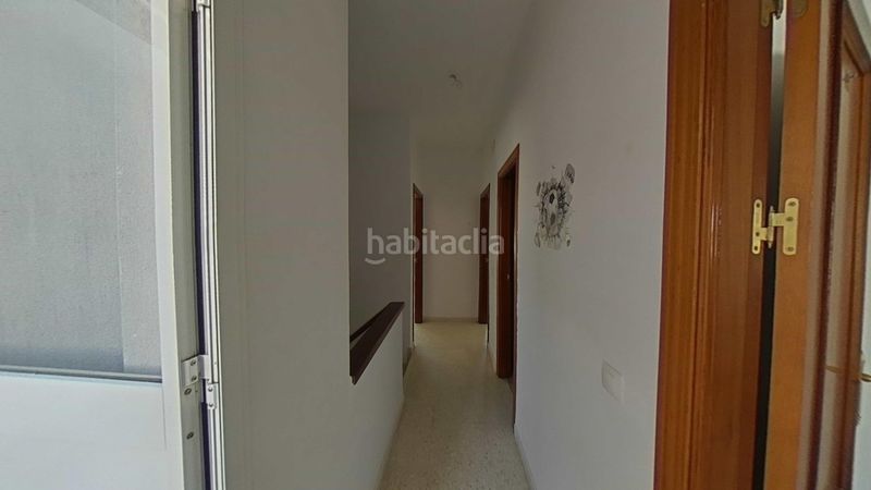 Foto 82a6ef3e-4b37-4a06-a634-9f09c4363d45. Etagenwohnung in Palmete Sevilla