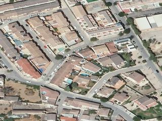 Pis a Calle Bayona la Real