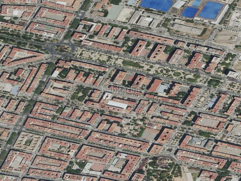 Foto d1e2f5a6-5e2d-48f3-935c-f8fc0ee14d46. Pis a L´Amistat Valencia