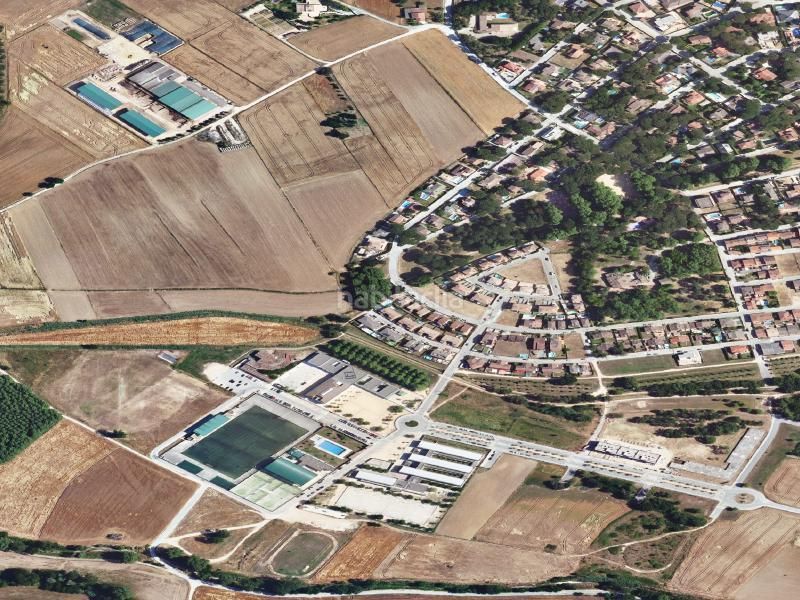 Foto 97d46980-ead9-4ee9-a4d5-f6e70c578952. Pis a Aiguaviva Parc Vidreres