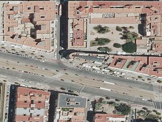 Pis a Calle Naranjos los