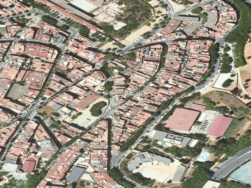 Foto daa727d1-8d3c-4245-b436-592056769472. Pis a Pedralbes Barcelona