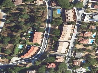 Pis a Urbanización Safir