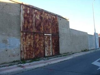 Terreno residencial en Calle Sierra de Albarracin (barrio Puente Ladrillo
