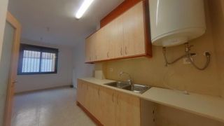 Pis  Calle santa maria. Piso en venta en manresa