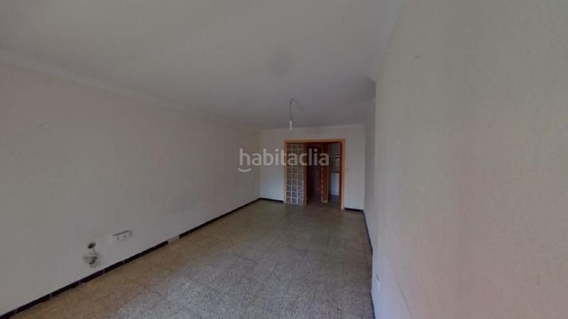 Foto b7220319-d3fa-4d0a-acd6-bcbb3c60af1f. Pis a Barri Vell Salt