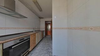 Piso  Calle algarve. Piso en venta en badia del vallès