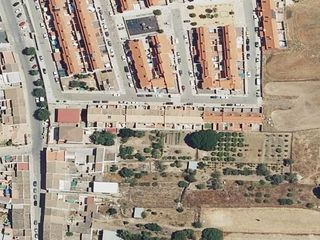 Etagenwohnung  Clara campoamor 24. Venta de piso en clara campoamor, carrión de los céspedes sevill