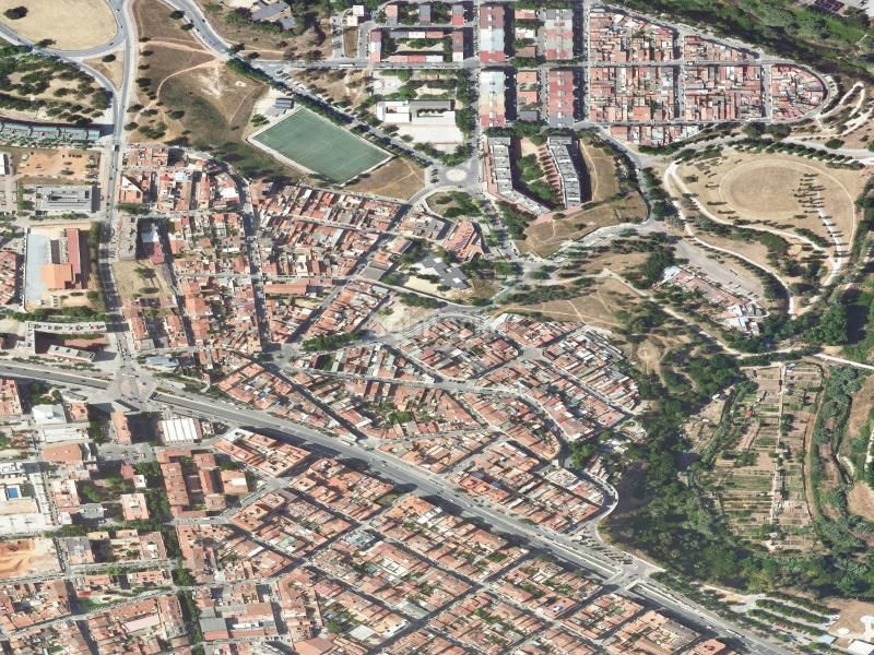 Foto eca0efe0-27e4-4435-a272-b9670f161dd8. Xalet a Can Puiggener Sabadell