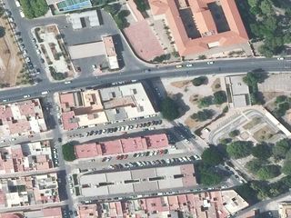 Pis  Merced de la 17. Venta de piso en merced de la, almería