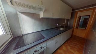 Flat  Calle magallanes. Piso en venta en santa coloma de gramenet