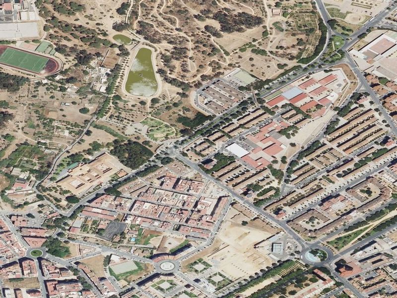 Foto 79a47b19-7111-479a-bd47-f82e6cf3a28f. Pis a La Hispanidad - Verdeluz Huelva