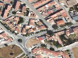 Haus  Cl avinyonet 56. Venta de casa en cl avinyonet, figueres girona