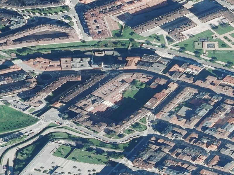 Foto d79d11fb-b74a-4cb9-a0b0-596b528bab1d. Pis a Argañosa Oviedo