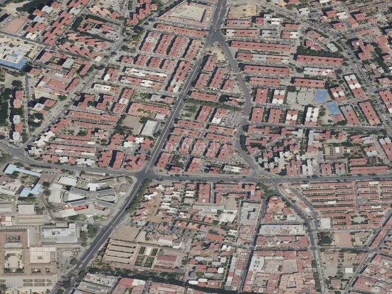 Foto da4f26a3-c7a9-4854-808a-c7a4135b59dc. Pis a El Torrejón - El Cerezo Sevilla