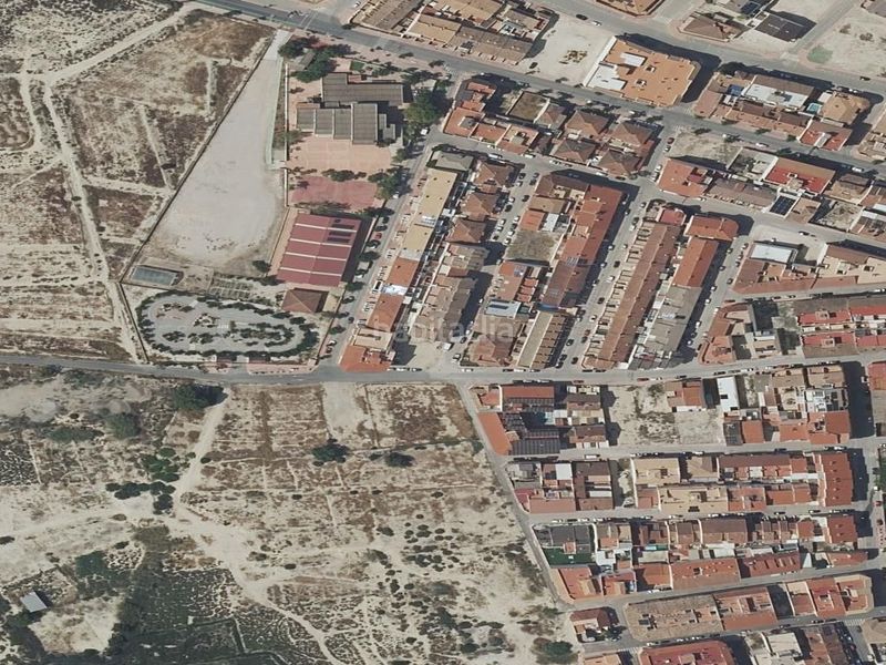 Foto 4592e64a-95e3-4f66-b071-4ba9f50053a6. Pis a Ceutí