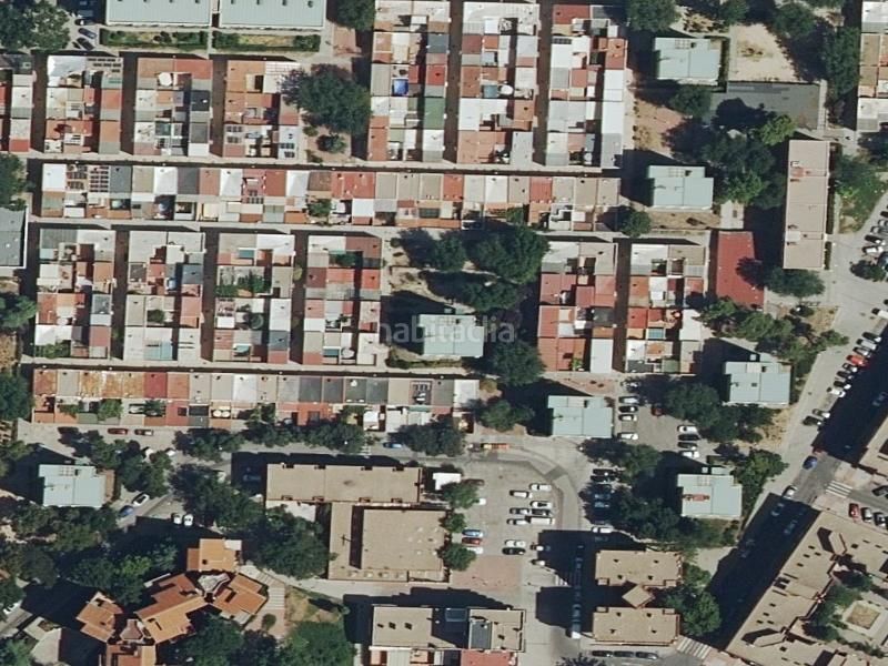 Foto 64d64121-d417-4fc4-b50b-9de87088e2d8. Casa a Aluche Madrid