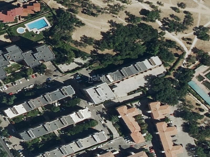 Foto c3cbc465-3c58-421c-ad54-48cfe530b9d6. Casa a Aluche Madrid