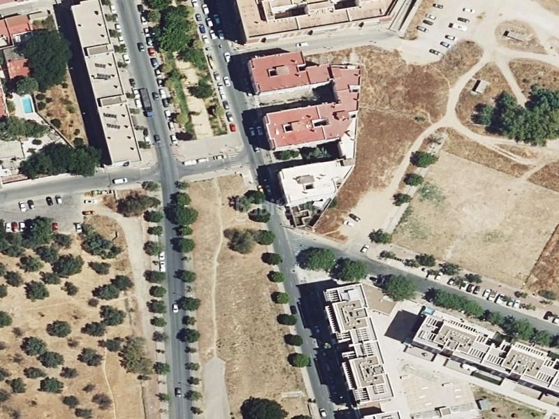 Foto b438ee7c-4a15-46fb-9925-5e0dd0088d46. Casa a Centro - Barriada Mallorca Camas