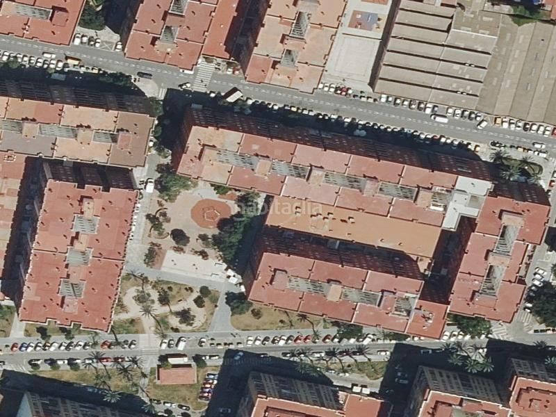 Foto 47cbd6f3-887f-4e07-8573-9b90acf5c23f. Casa a La Torre Valencia