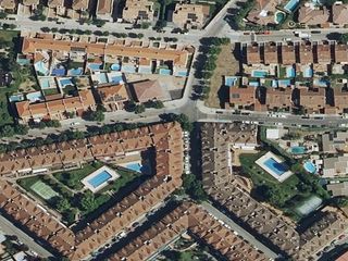 Chalet  Doctor garcia torres 3. Venta de garaje en doctor garcia torres, sevilla la nueva madrid
