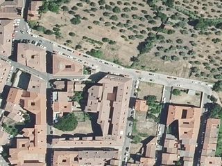 Chalet  San pedro alcantara 47. Venta de garaje en san pedro alcantara, candeleda ávila