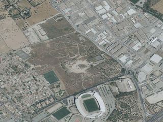 Terreny residencial  Son moix. Suelo frente al estadio del rcd mallorca  hasta 28.000 m2 de tec