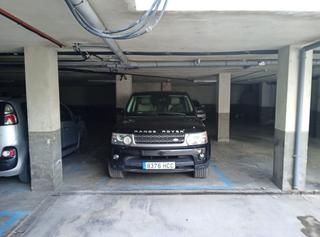 Aparcament cotxe a Muro