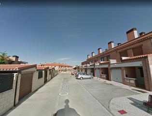 Casa adossada a Mucientes
