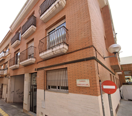 Flat in Anselm clave 2