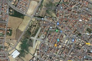 Casa adossada a Olivares