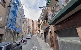 Casa adossada a Llefià