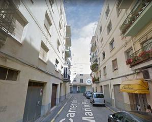 Flat in Llombai