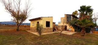 Masia a Muro