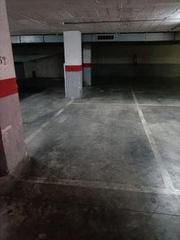 Car parking in Plaça dels Patins