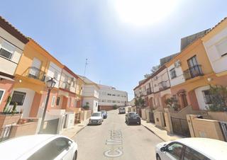 Casa adossada a Gerena
