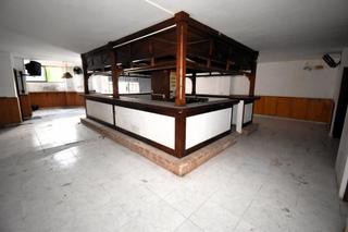 Local commercial à Cala Magrana-Cala Anguila-Cala Mendia. Venta de local en manacor